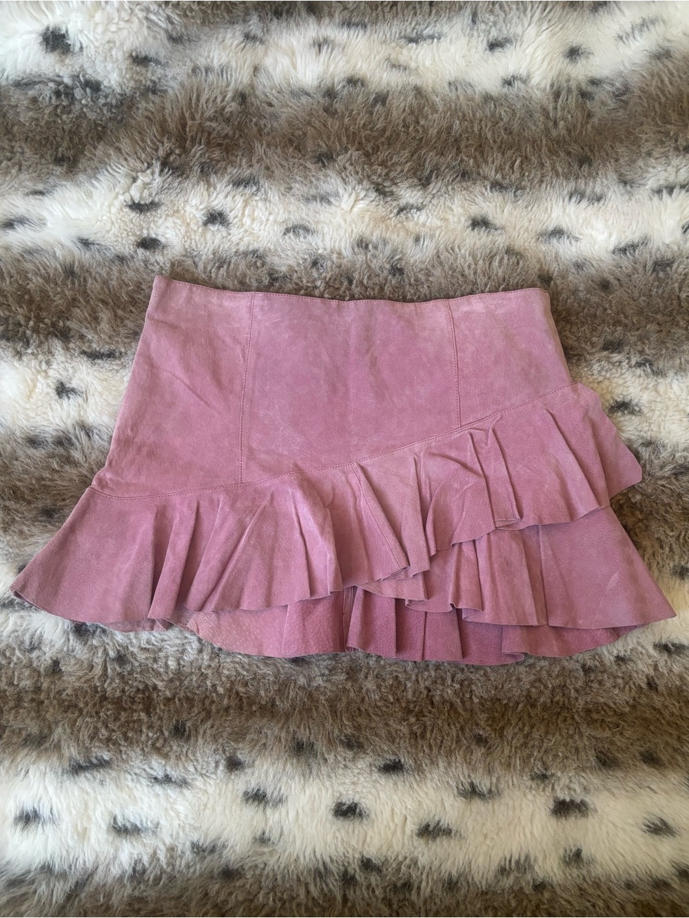 Y2K leather ruffle mini skirt
